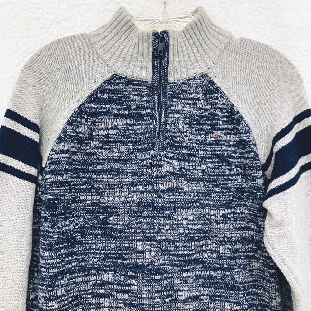 🐝 Long Sleeve Zip Up Sweater by Tommy H. (Kids)
